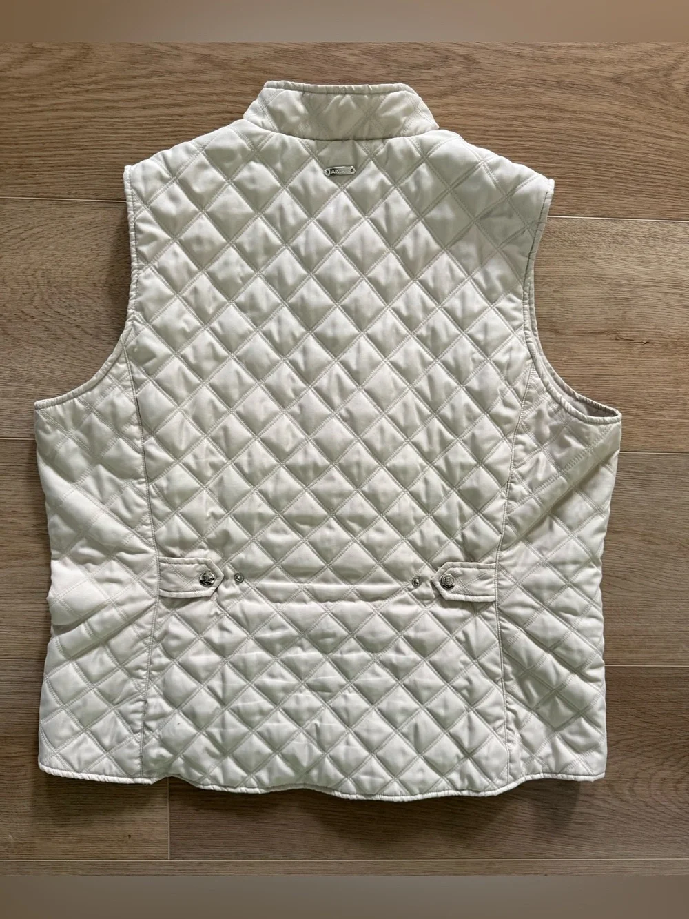 Ariat Diamond Quilted Full Zip Vest XL Ivory Horse Bit Lining